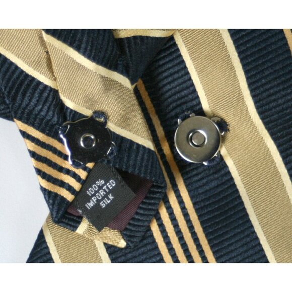 Striped Ascot - - Picture 4 of 7